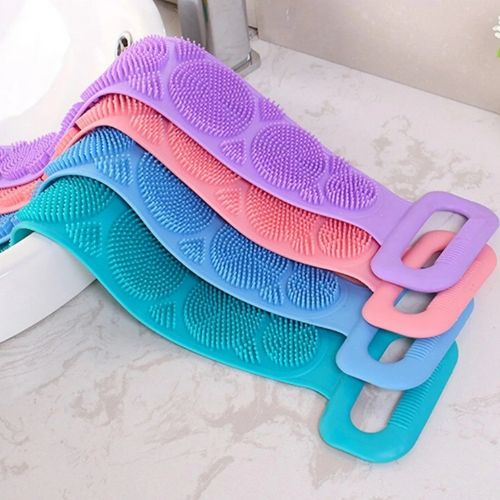 シリコンバスブラシで癒しのバスタイム。やさしく洗ってすべすべ肌へ